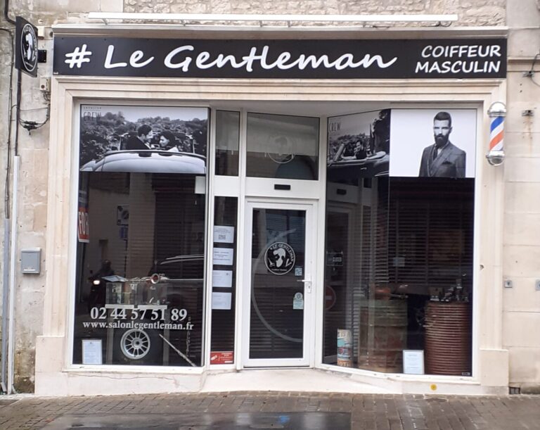 Enseigne du coiffeur Le Gentleman à Fontenay le Comte